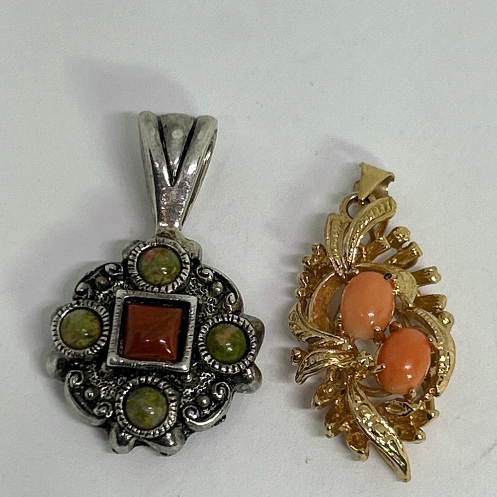 Elegant Silver and Gold Pendant Set